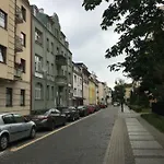 Przedwojenna Kamienica 아파트 *
