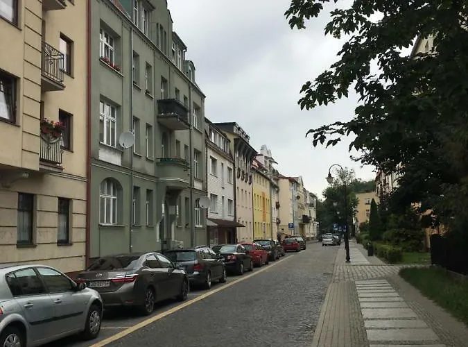 Przedwojenna Kamienica Апартаменты *